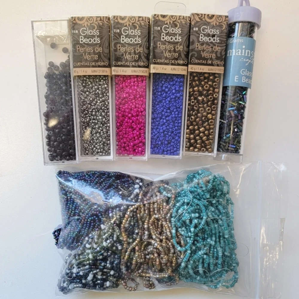 🎁 Mystery Box of Jewelry Supplies!!!! HUGE Collection!! Great Gift for Crafter! - Picture 6 of 9